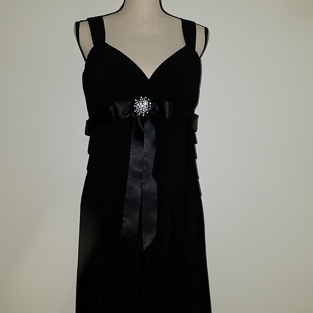{DressBarn} LBD